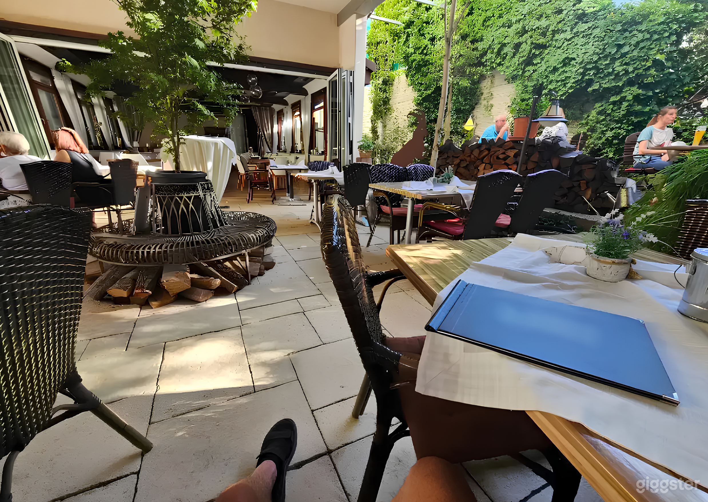 Restaurant with Character in an Authentic Hotel  Foto 3