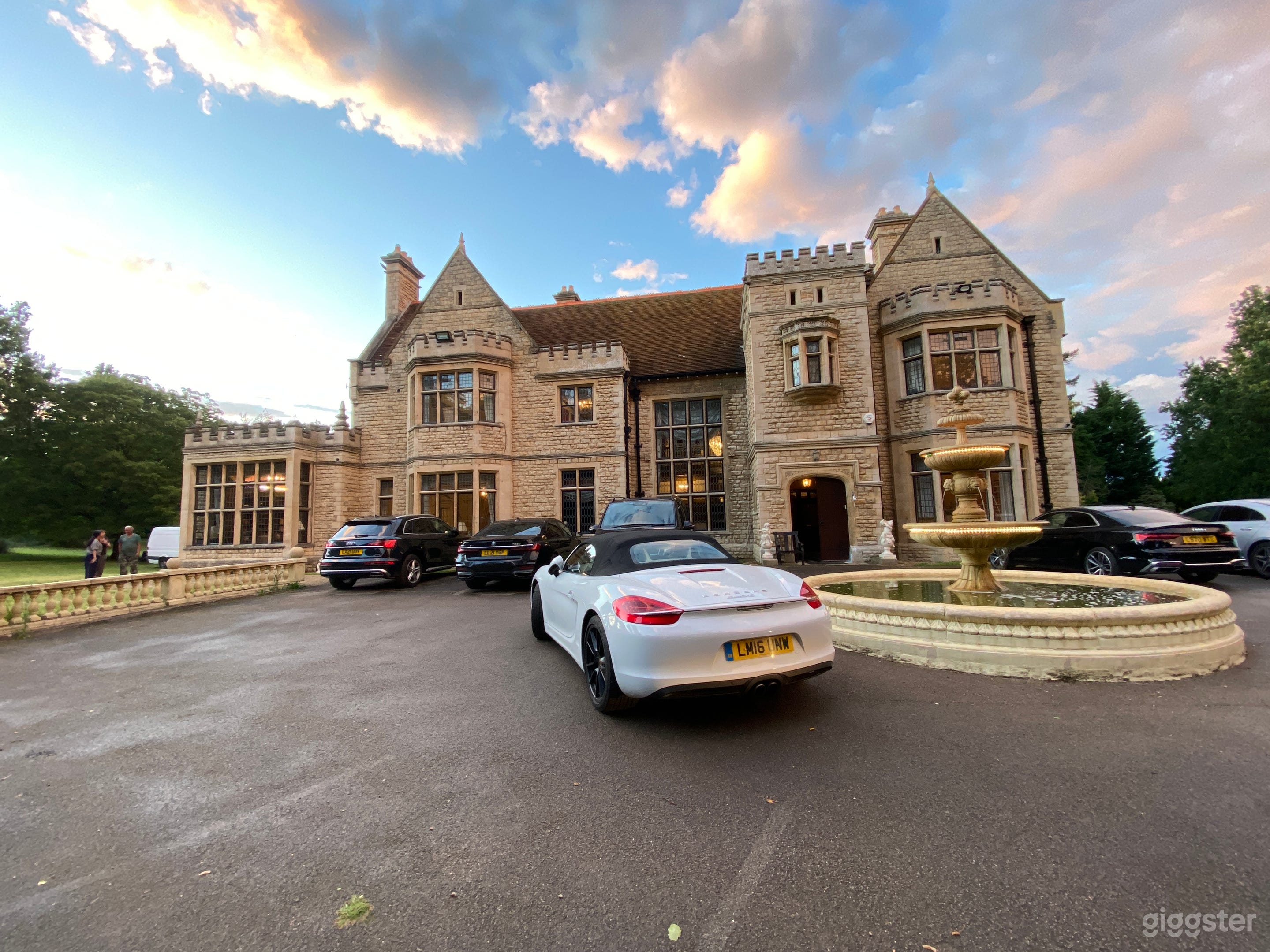 Historical Mansion House Photo 2