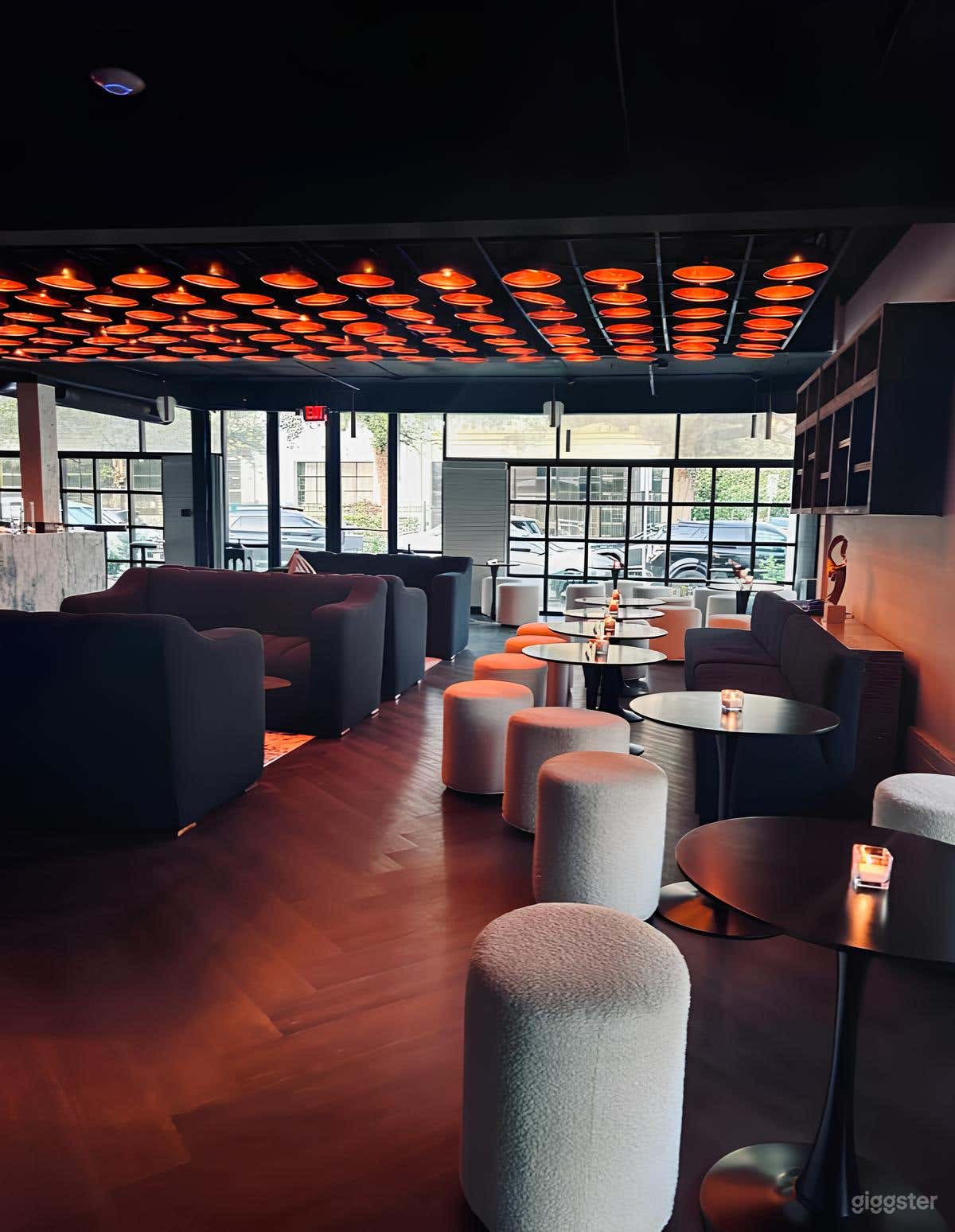 Upscale London Inspired Cocktail Lounge Photo 2