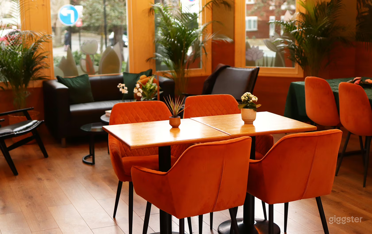  The perfect cosy café for your gatherings 