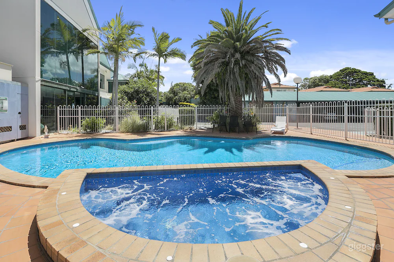  Área de Piscina al Aire Libre 