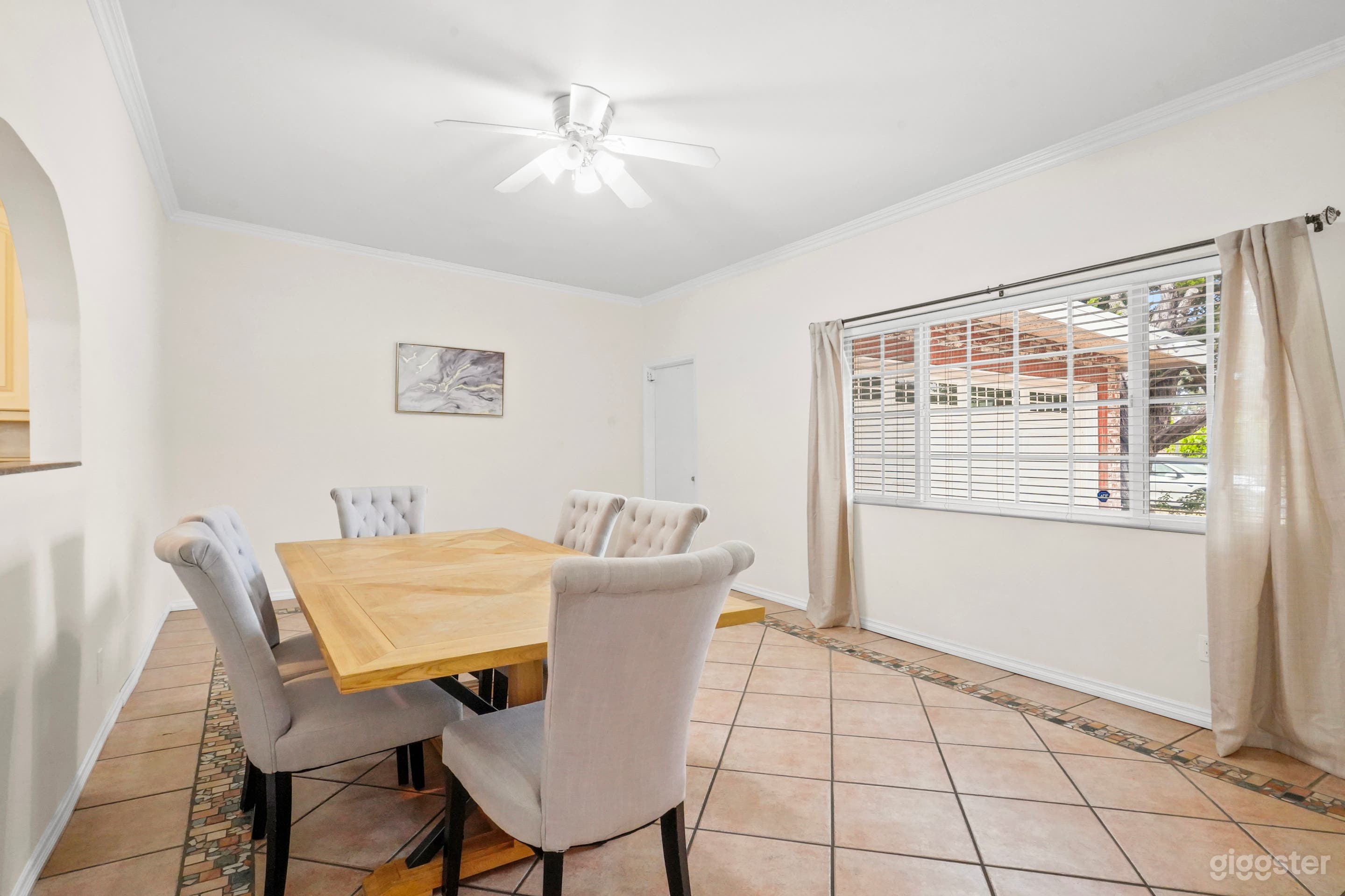 Noho Chateau Photo 3