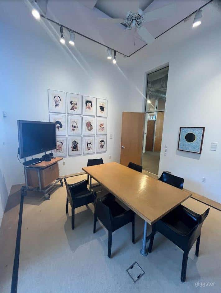 Founder's Conference Room Photo 3