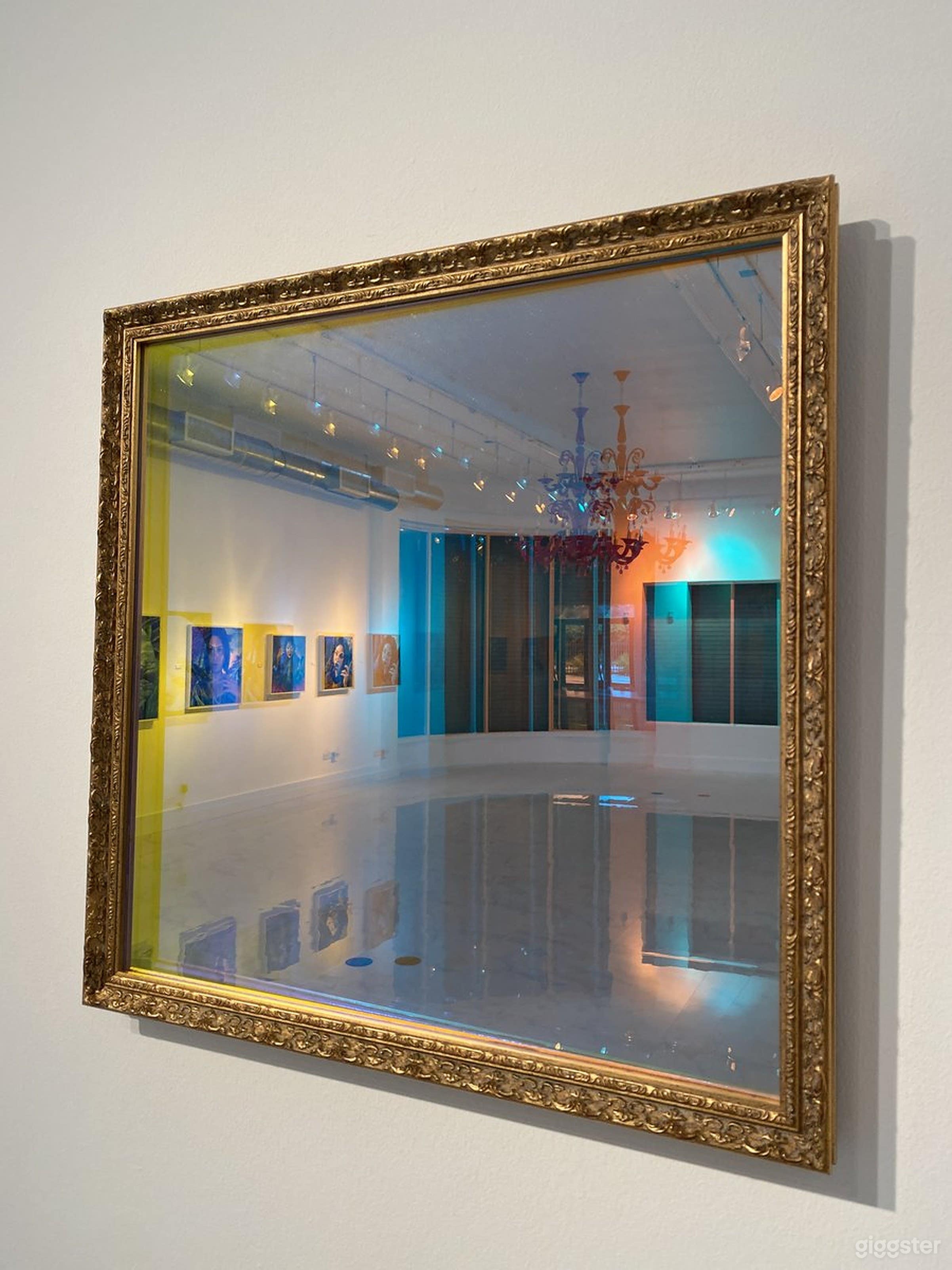 Spacious Art Gallery in Miami, Florida Photo 2