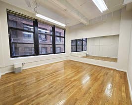  Cre8ive 2-2: Flexible Chelsea Space 