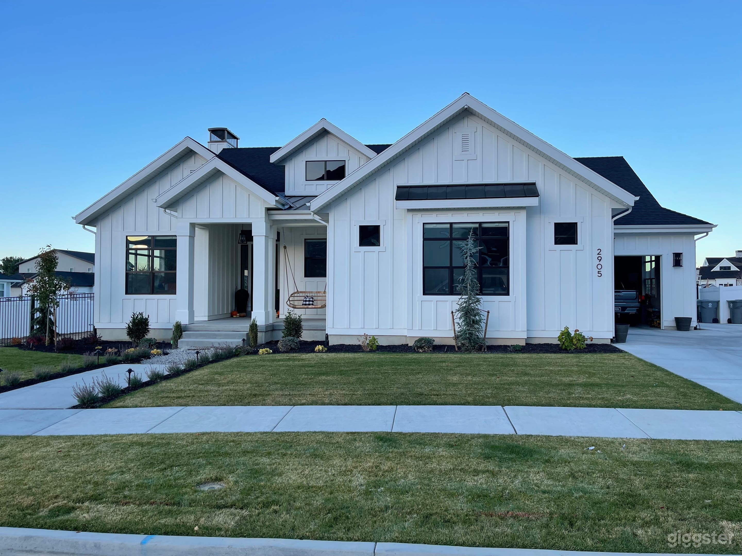 Beautiful Farmhouse with great yard!  Photo 2