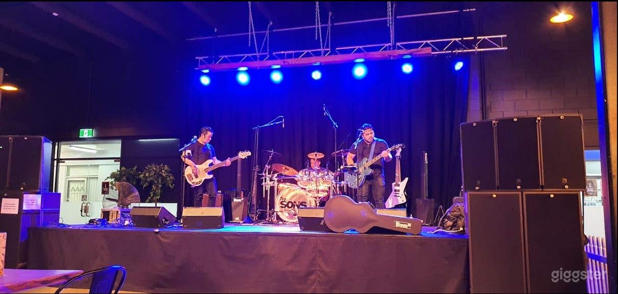 The Social House Photo 3