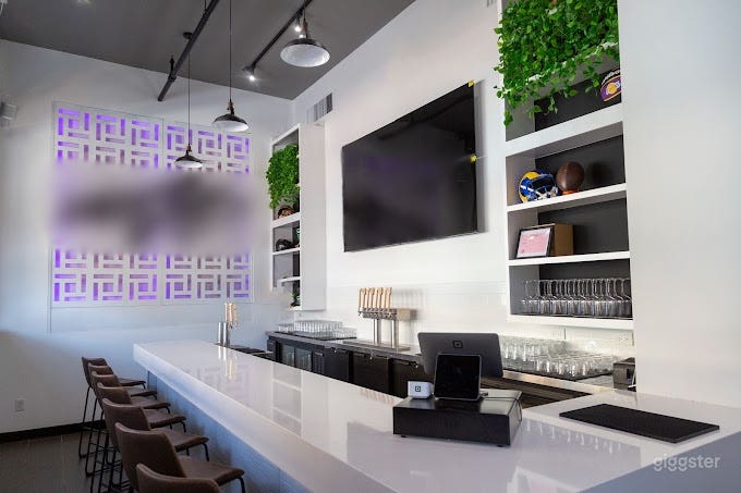 Bar (Beer/Wine License)