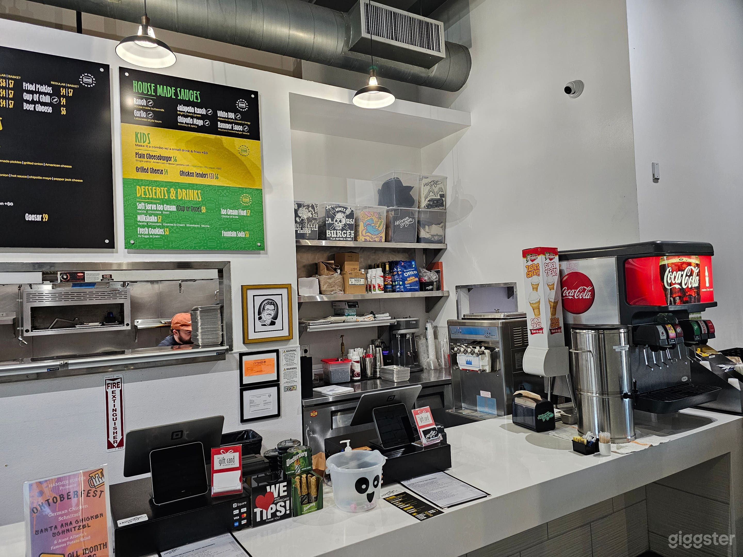 Order Counter (Soft Serve Machine, Coca-Cola Fountain, Milkshake Machine)