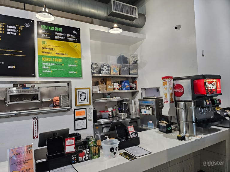  Order Counter (Soft Serve Machine, Coca-Cola Fountain, Milkshake Machine) 