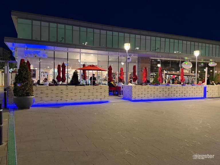  Modern Turkish Restaurant and Patio 