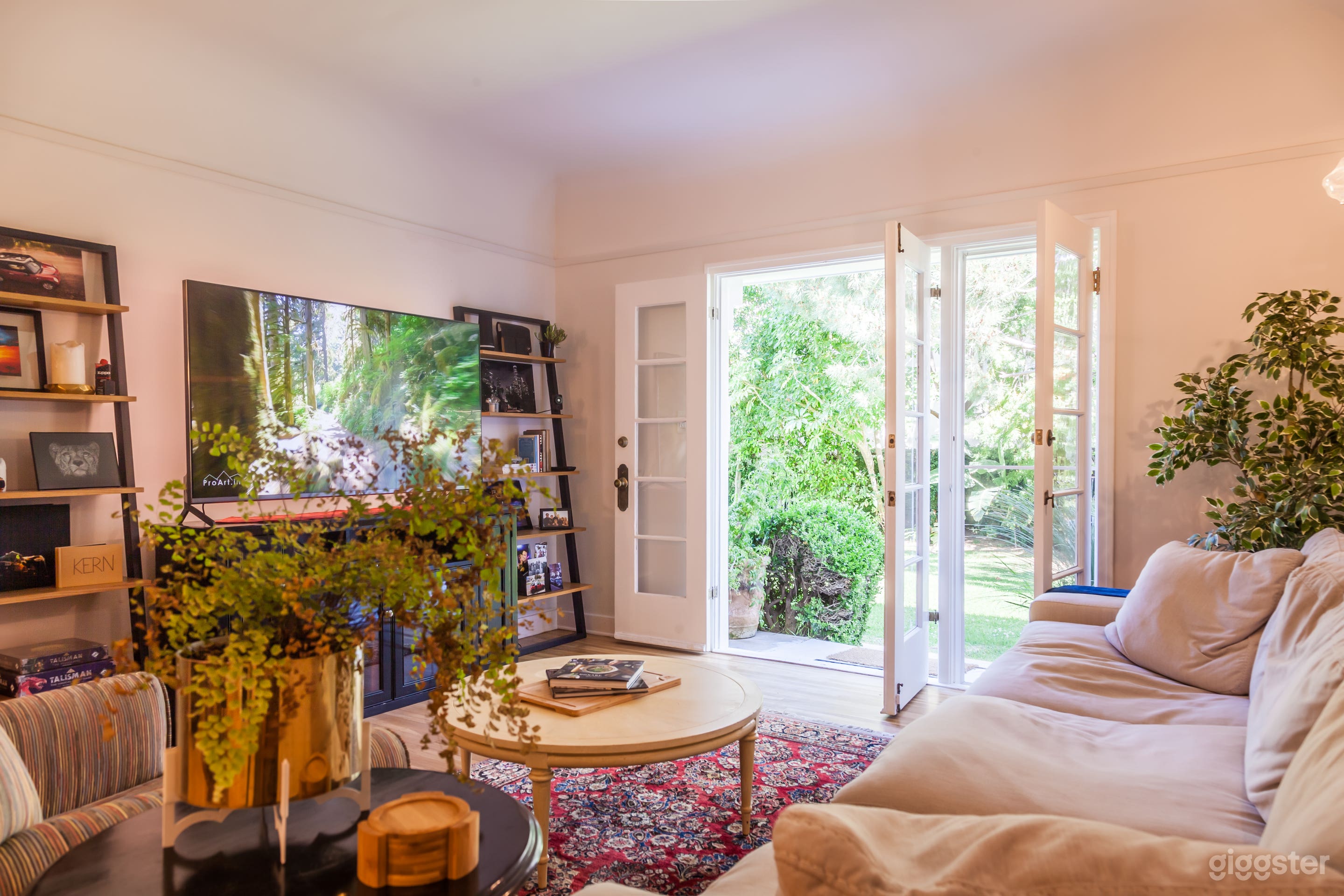 Bright, Airy 1920's Condo Photo 1