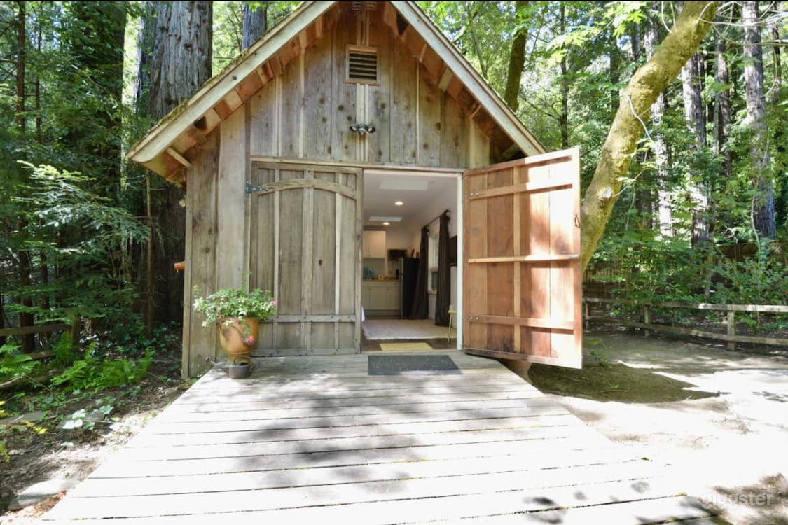 The Coastal Redwood Cabin | Private Creek | Serene Photo 2