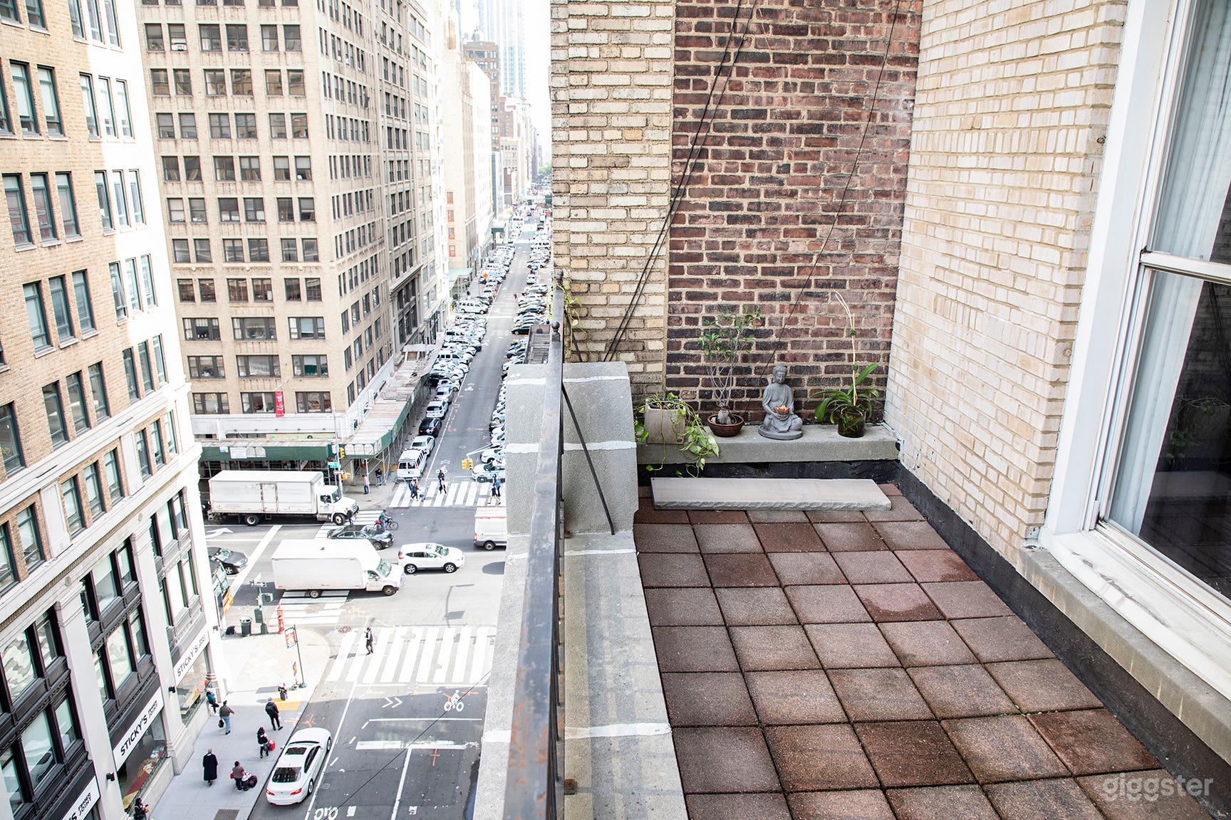 Modern Industrial Loft/Studio Space in Manhattan Photo 4