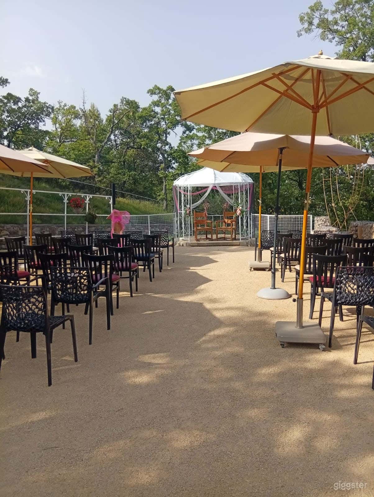 Photo de 4-Star Hotel & Restaurant in Sainte-Tulle 3