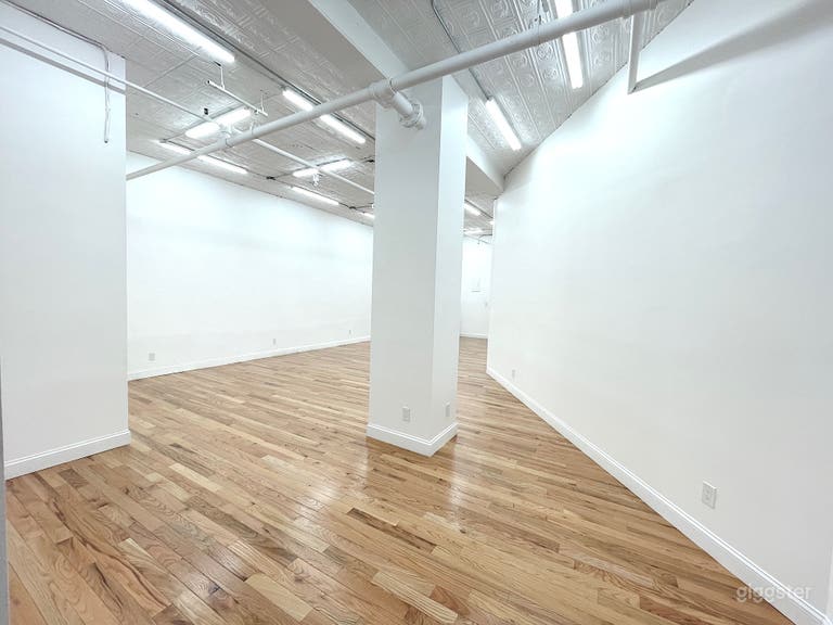  Ready-to-use gallery space near Union Square 