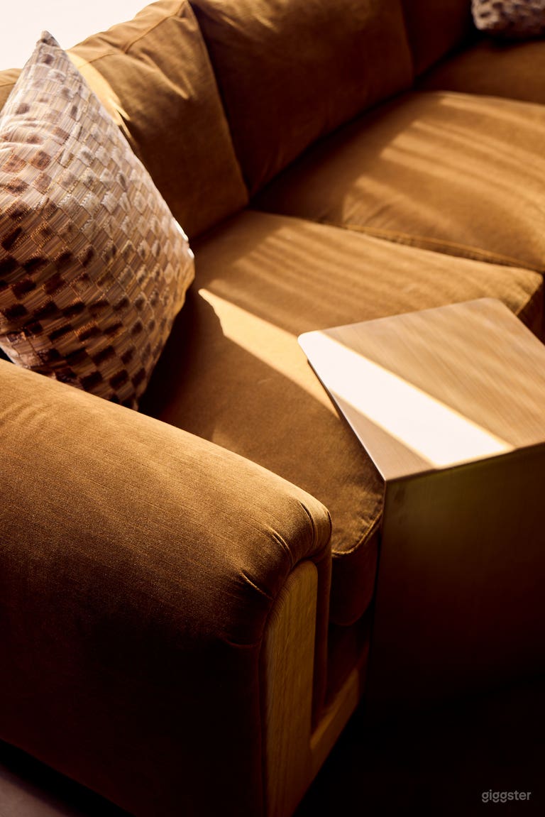  Blackshear Couch with Laptop Stand 