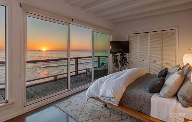  Malibu Beach Home on Private Sandy Beach with Surf 
