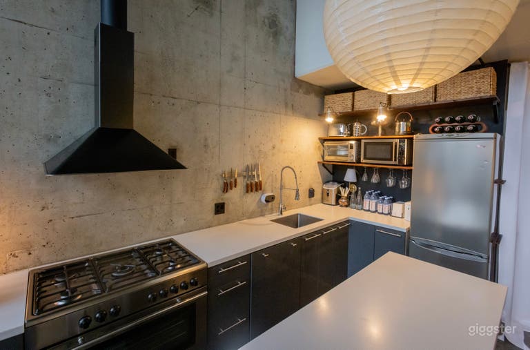  The Railyard Loft: Space That Makes You Look Good 