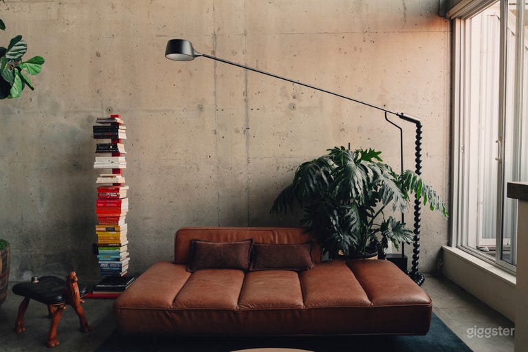  The Railyard Loft: Space That Makes You Look Good 