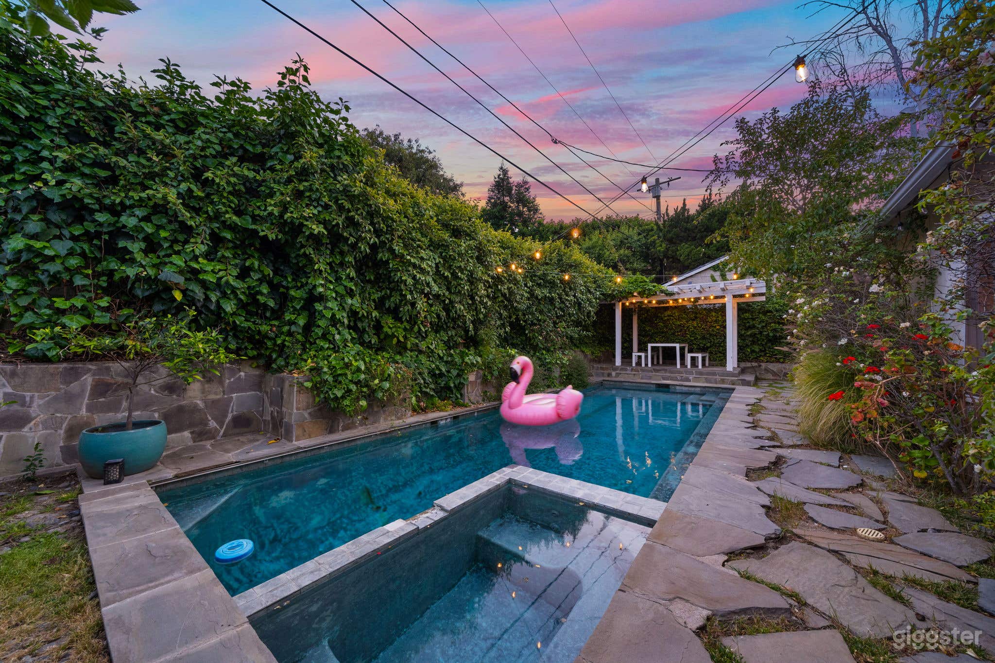 Secret Garden Home with Pool/Spa/5BR Photo 1