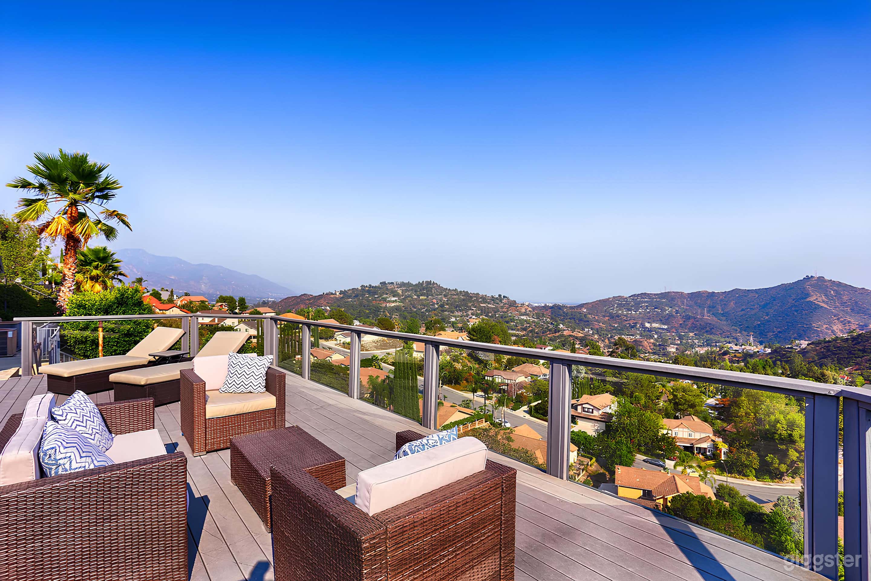 Luxury Hillside Estate w/Elevator, Infinity Pool/Spa & Views Photo 2