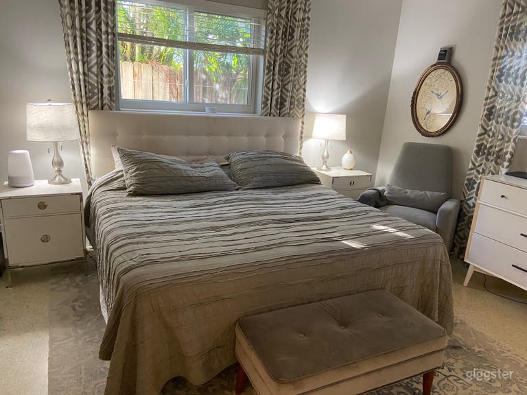  Mid-century Vibe Home with Open Concept Layout 