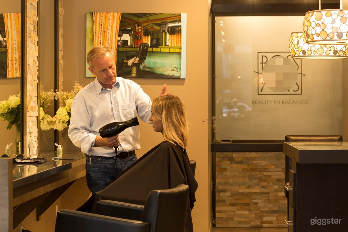 A Unique and Trendy Salon and Spa in Downtown Ottawa Photo 3