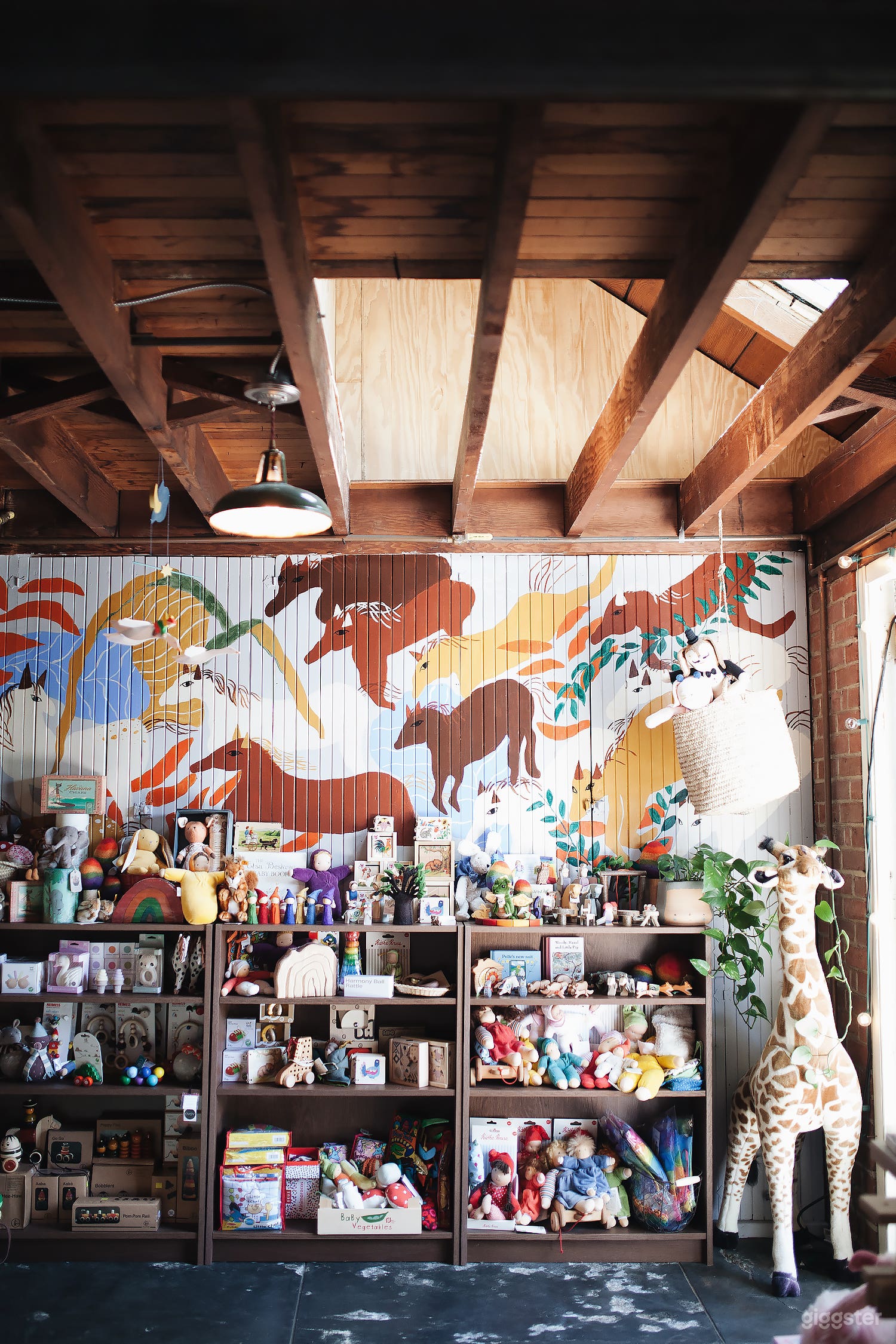 wider shot of the mural