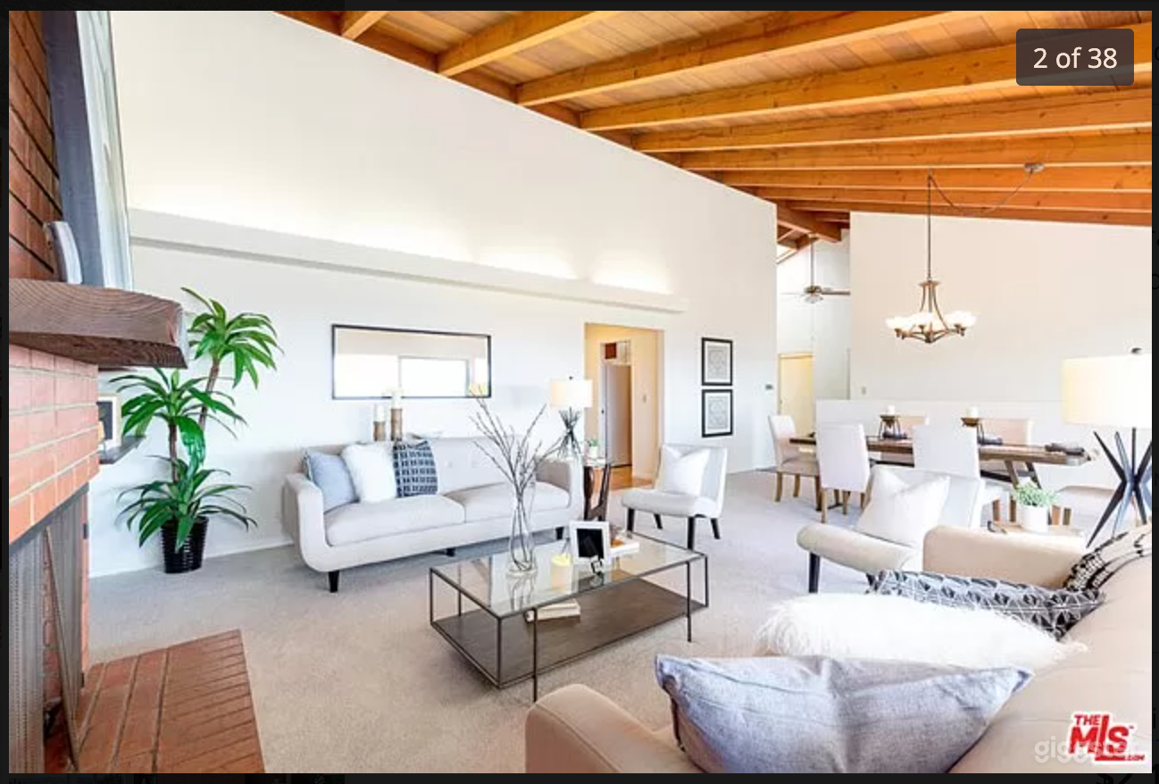 Mid-Century Modern Home w/ great view of entire LA Photo 3