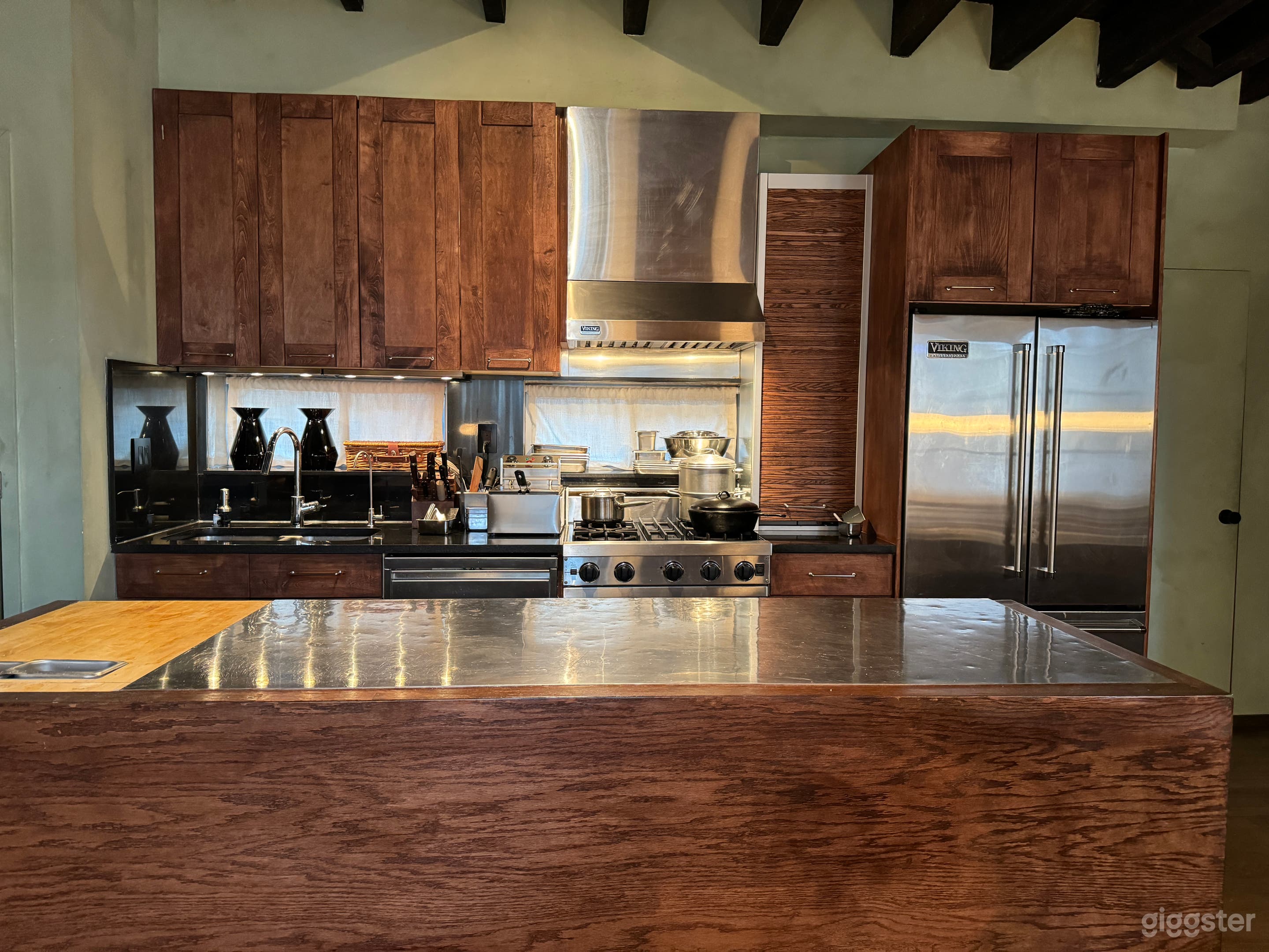 Spectacular Soho Culinary Studio 2000sqft  Photo 1