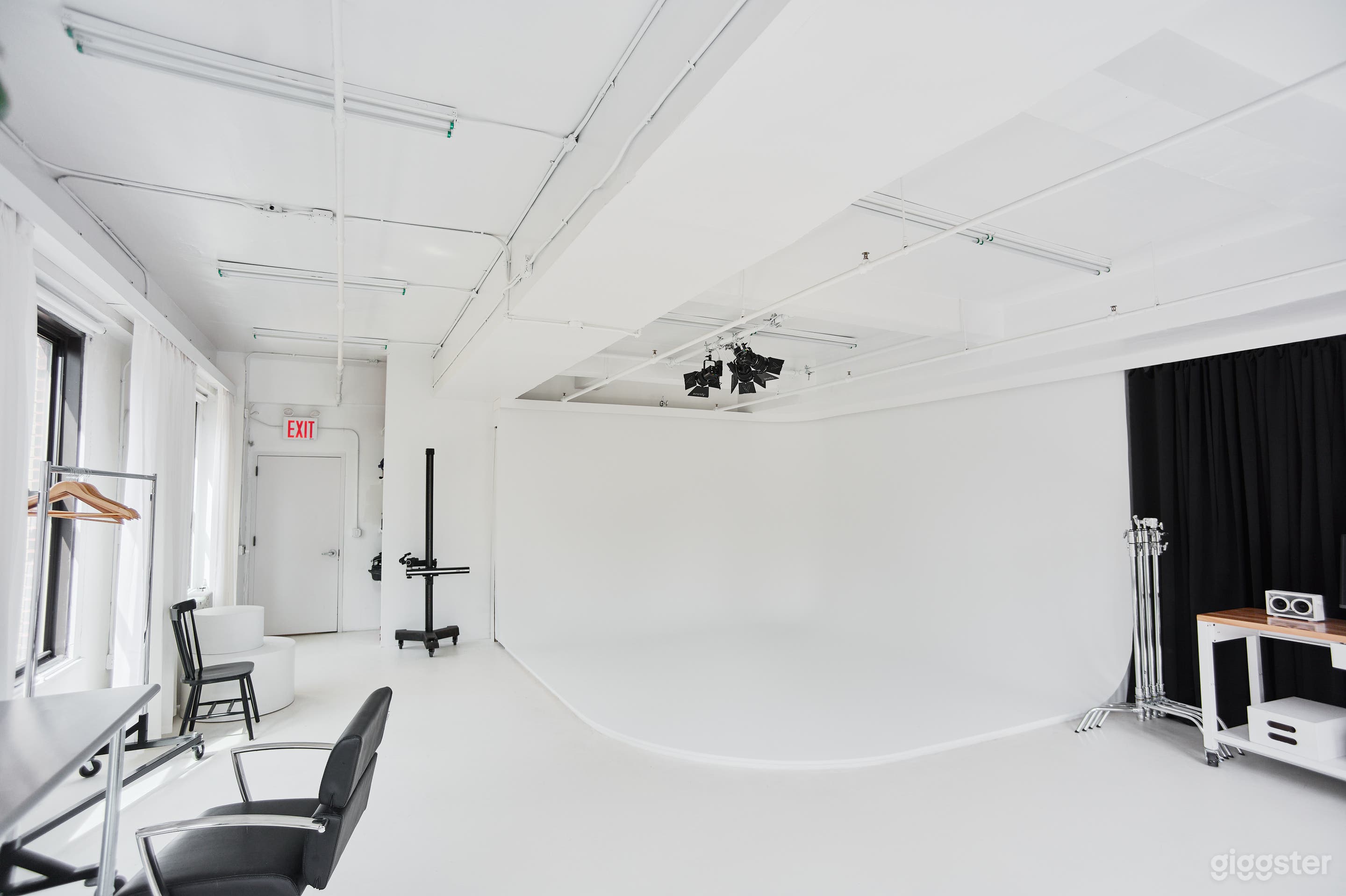 Midtown Cyclorama High-Rise Production Studio Photo 4