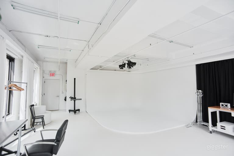  Midtown Cyclorama High-Rise Production Studio 