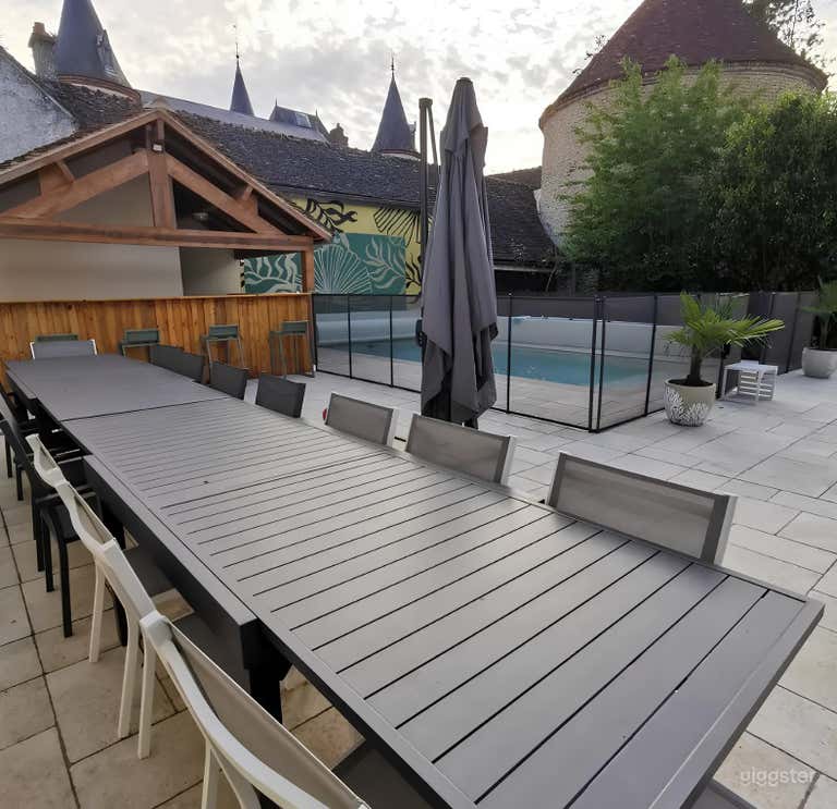 Terrasse Idyllique avec Piscine 