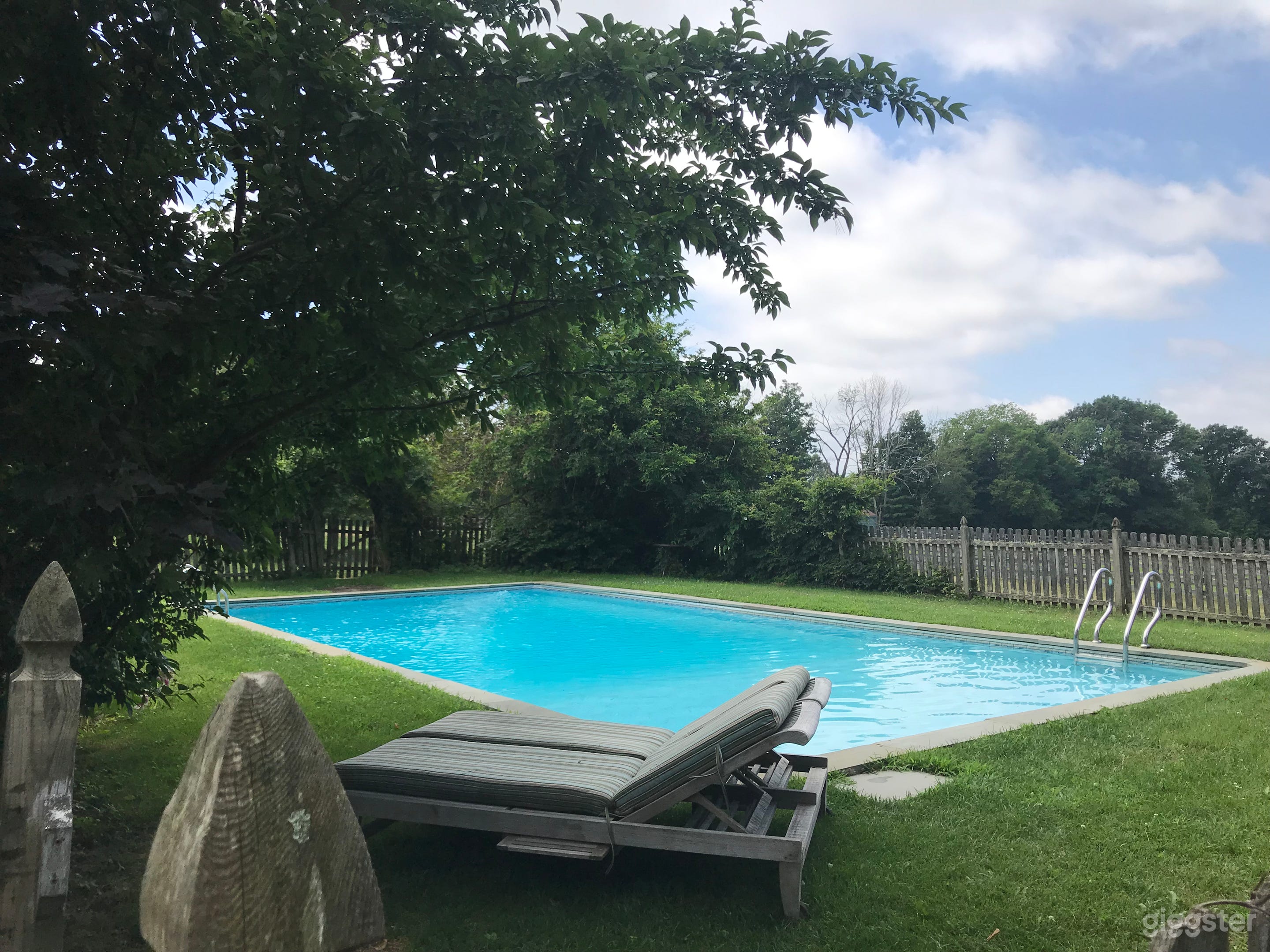 Cottage in Equestrian Estate Photo 3