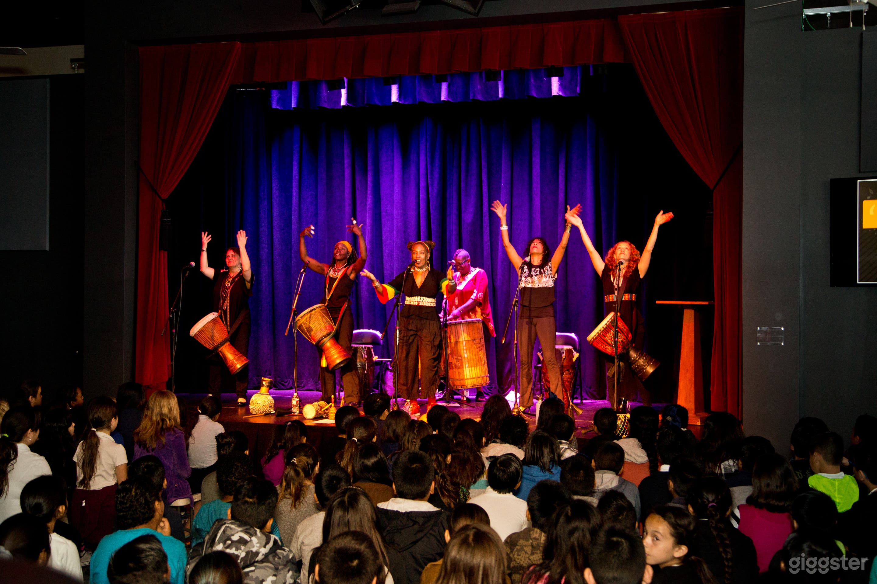 Versatile Space in Downtown San Pedro Photo 4