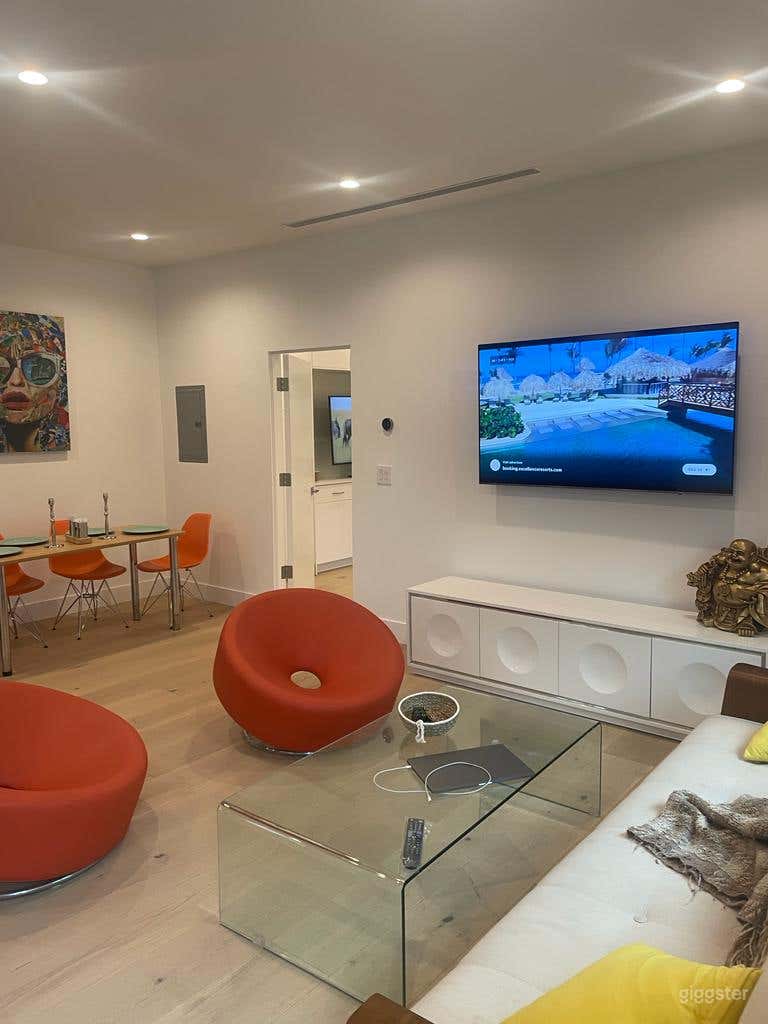 New Home in Sherman Oaks available for production  Photo 2