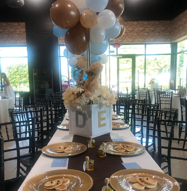  East Downtown Old 1920’s Mansion 