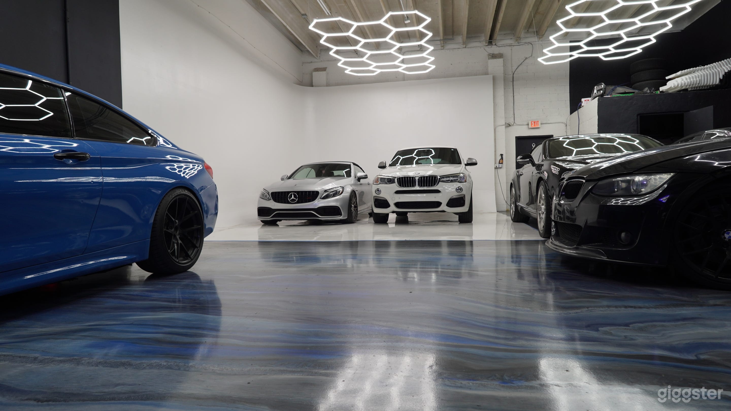 Fort Lauderdale Automotive Photo & Video Studio | White Cyc Photo 4
