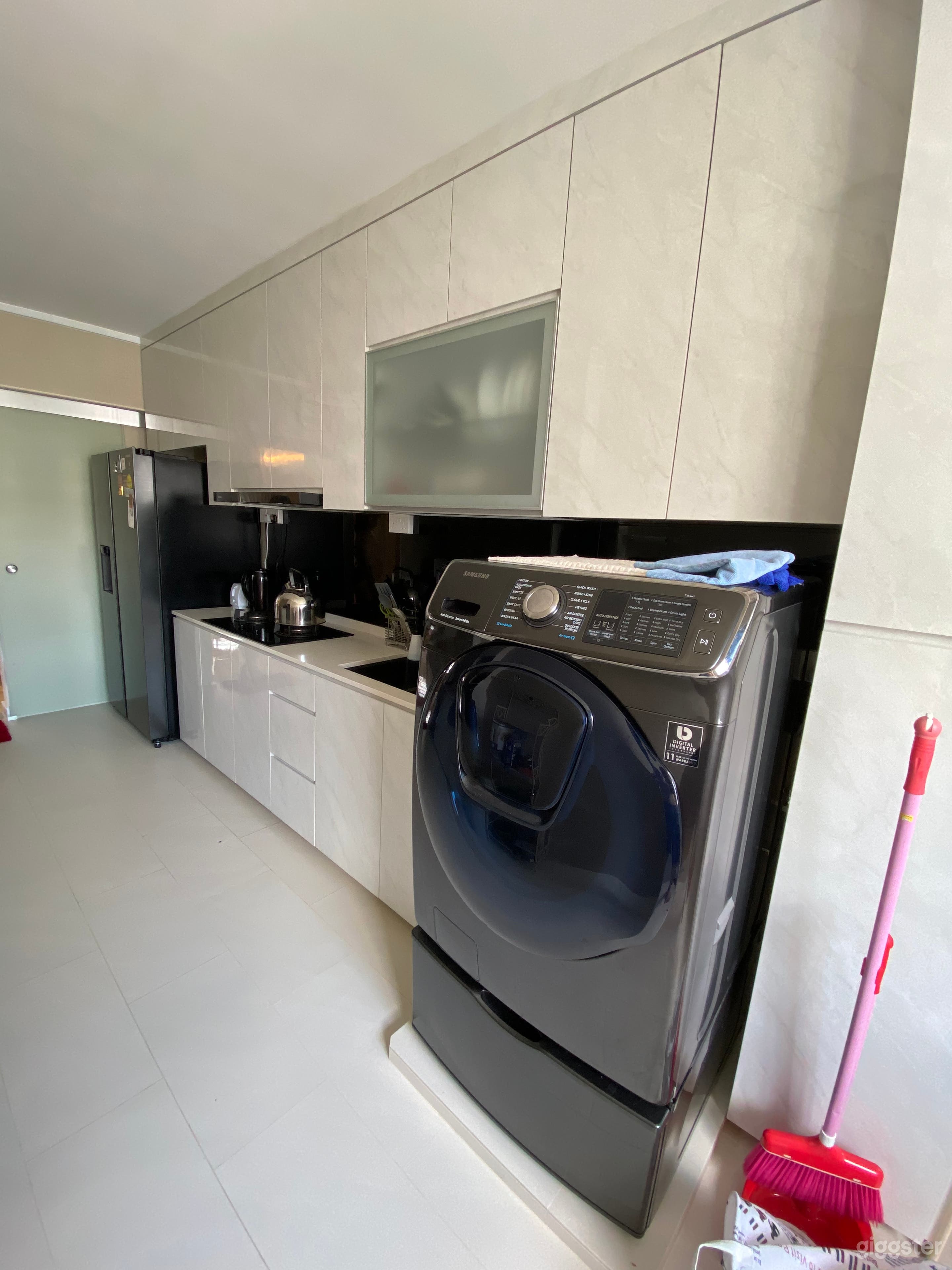 4 Room Modern HDB for Filming Photo 4