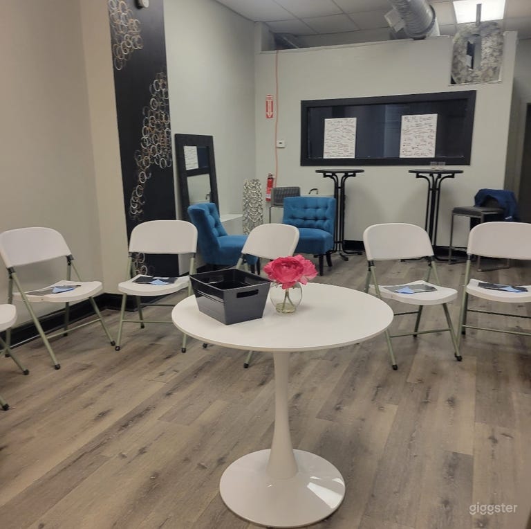  Intimate, Creative, Cozy and Multi-use space 