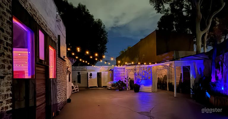  Spacious Dual-Venue for Events and Productions 