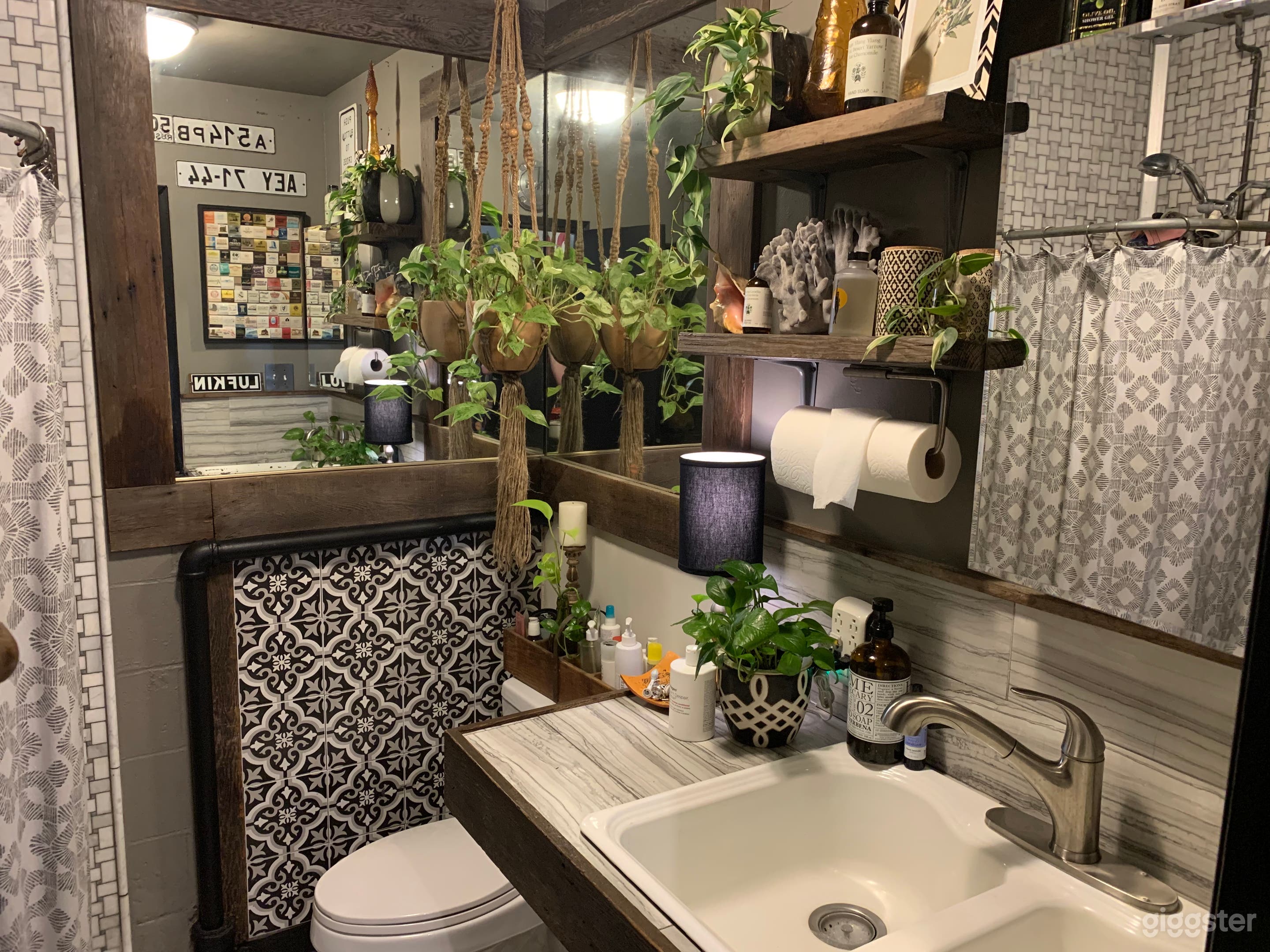 Spacious Fully Functional Motorcycle Garage Photo 2