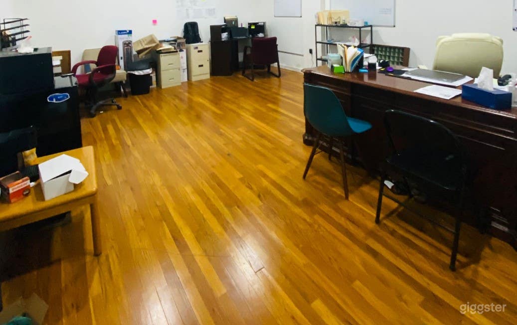 Cozy and Quiet Office Space in Des Moines Photo 2