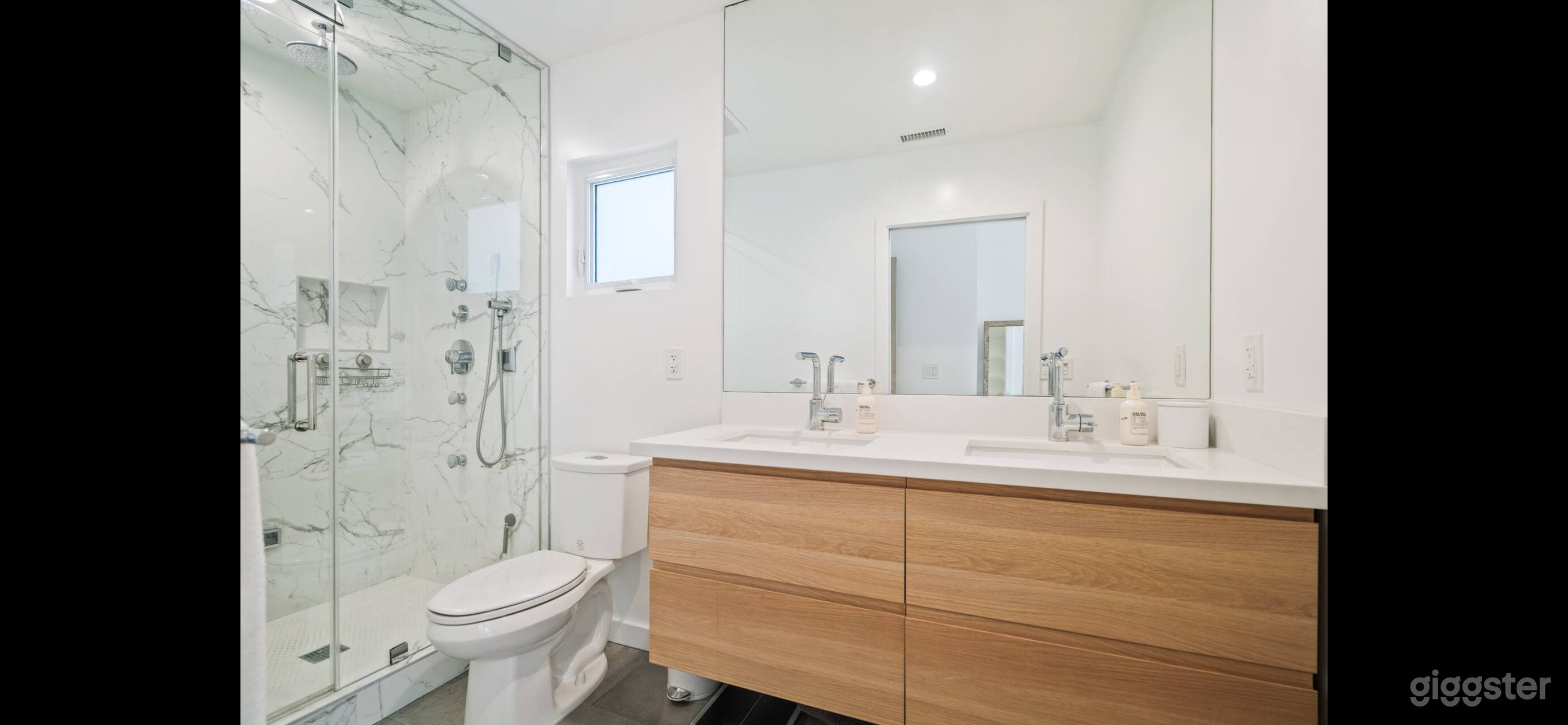 Modern Japandi Skylight Home Photo 4