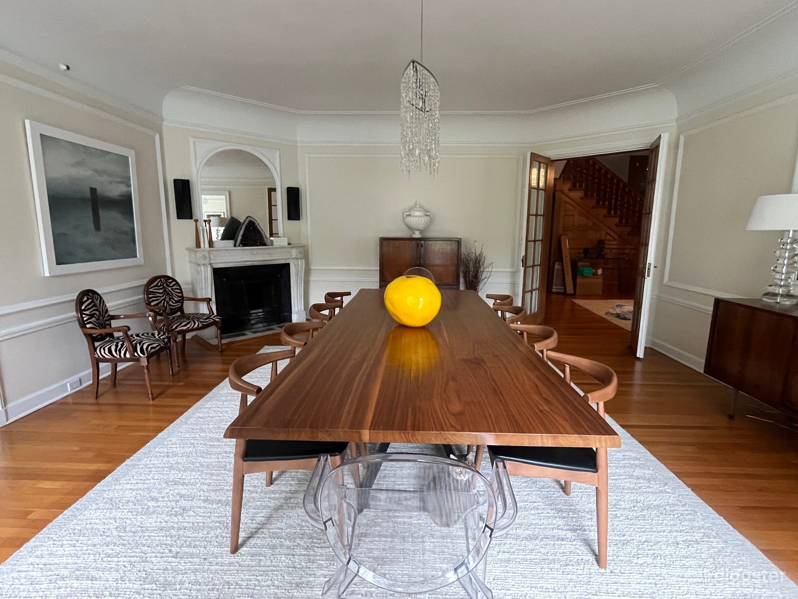 Large, upscale Montclair Victorian home Photo 4