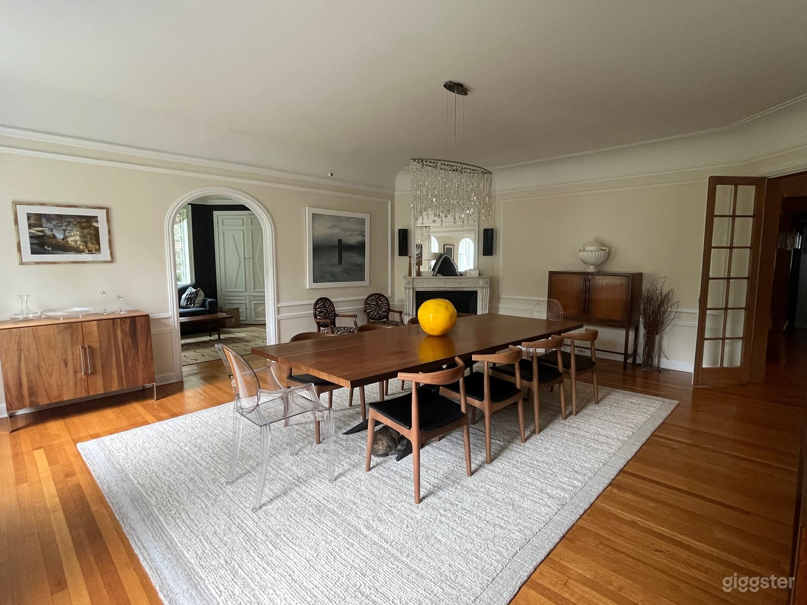 Large, upscale Montclair Victorian home Photo 3