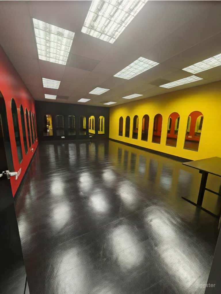 The Whitney Houston Room 