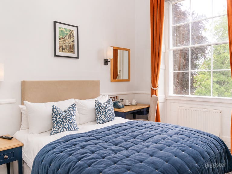  Modern 3-star hotel in a striking Georgian house 