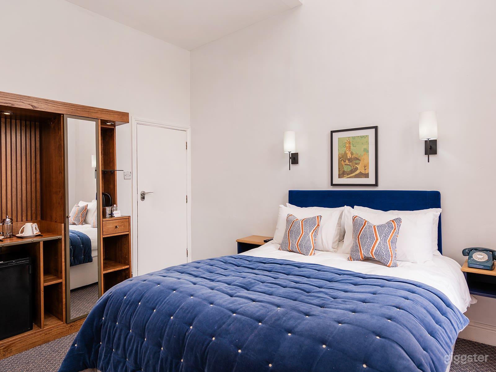 Modern 3-star hotel in a striking Georgian house Photo 2